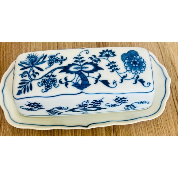 Other - VintageBlue Danube Japan covered butter dish Blue Onion pattern Fine porcelain